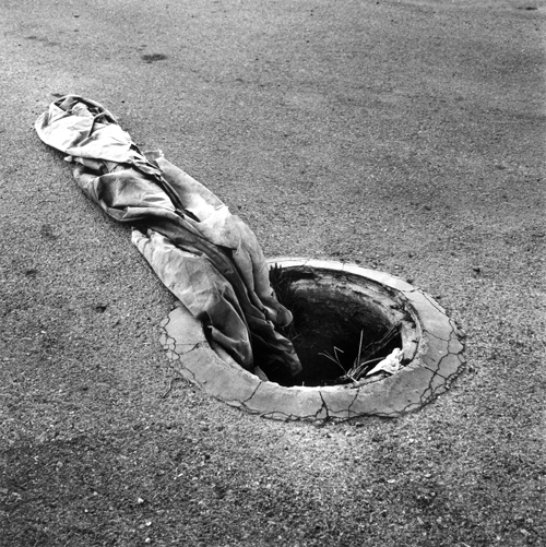 529.3.manhole.jpg